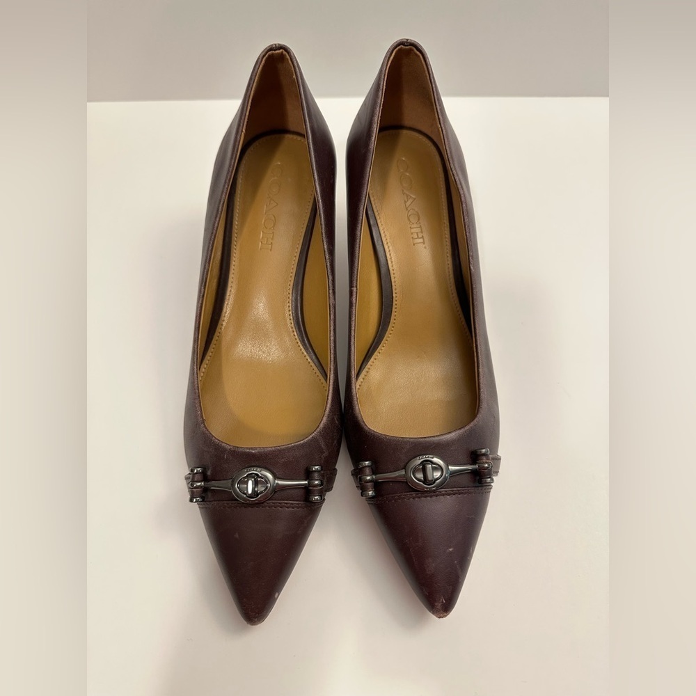 Coach Lauri Pointed-Toe Pumps Size 8.5